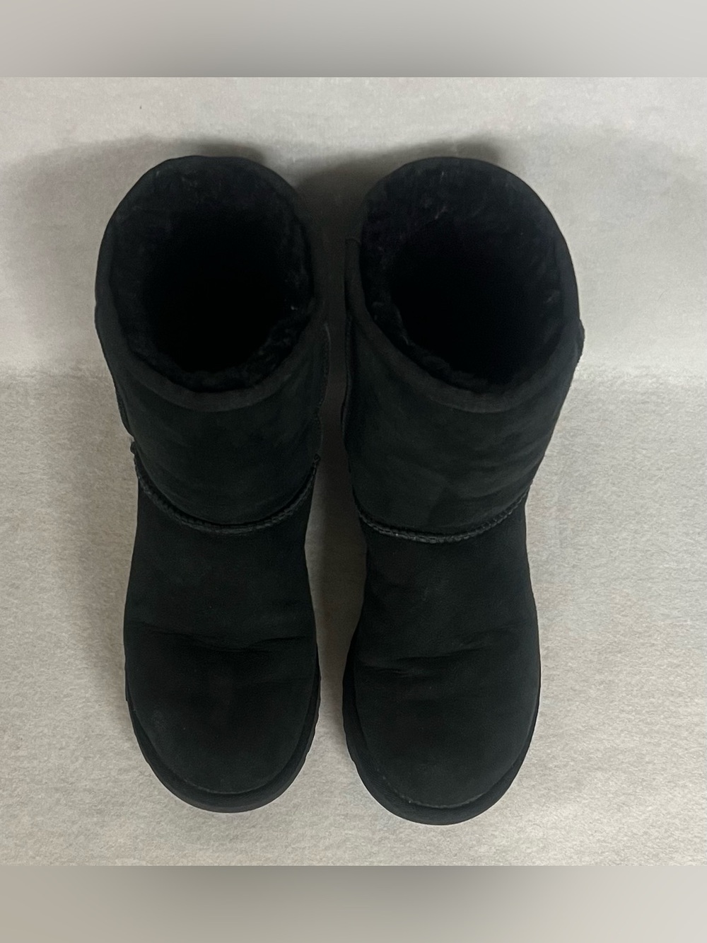 UGG Classic Mid-Calf Black Suede Winter Boots US 7
